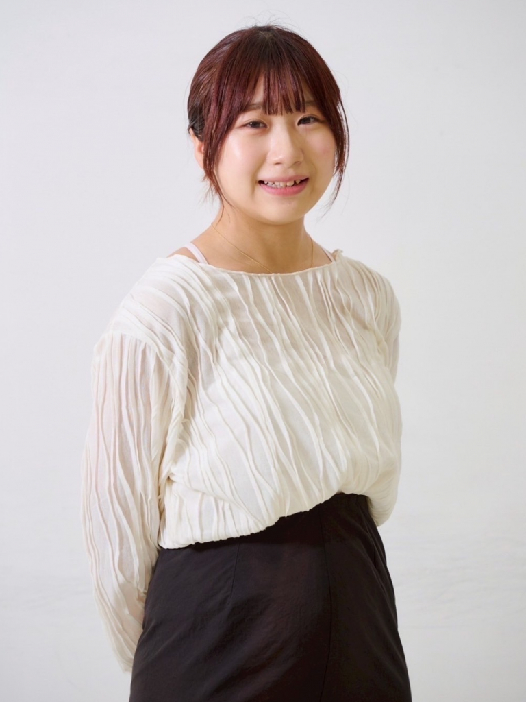 我我孫子にあるドライヘッドスパサロン「AVENIR ネイル&マツエク 我孫子店（シフクノウタタネ）」のスタッフ「秋葉　茉莉萌」
