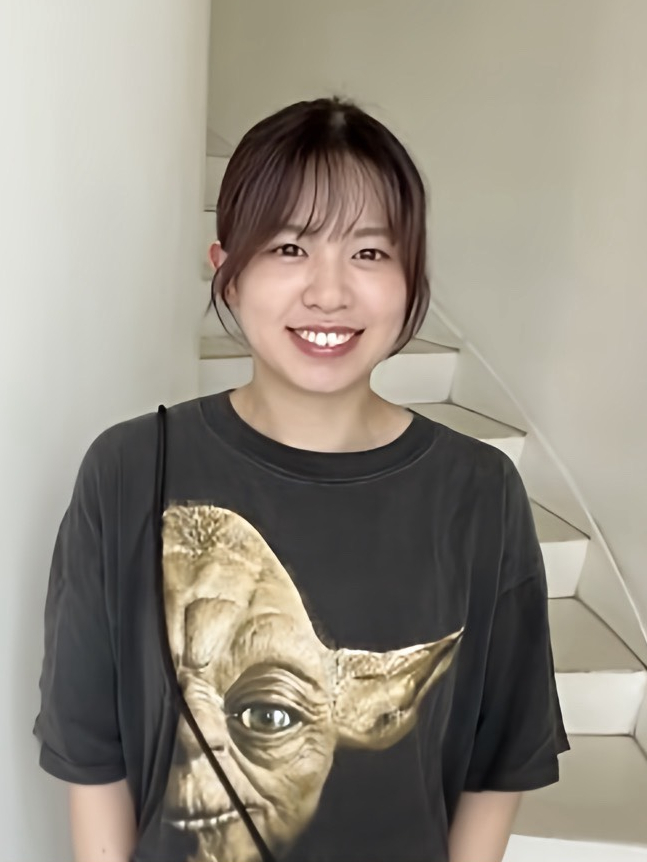 我孫子にあるネイル・マツエク・訪問美容を行う美容室「AVENIR D'OR 大山台店（アブニール アビコ）」のスタッフ「楠部　里奈」の画像